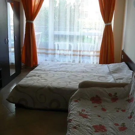 Sunset Beach 4 Studio Apartament Sunny Beach