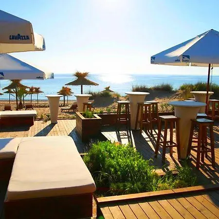 Sunset Beach 4 Studio