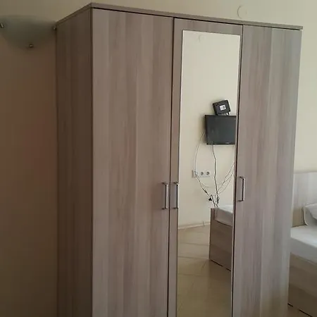 Sunset Beach 4 Studio Apartament Sunny Beach